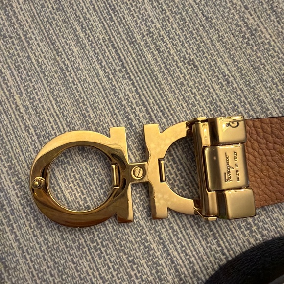 Women’s Ferragamo belt , reversible